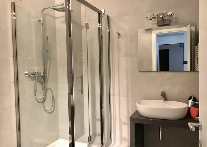 Valverde 32 בית הארחה 3*